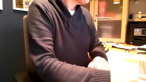 mark online show from November 14, 2025, 10:25 am