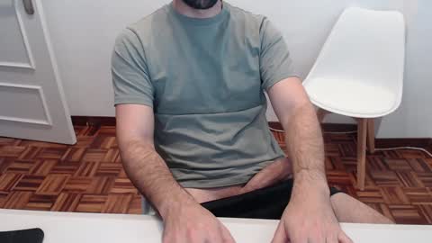 Snapshot of ulep chatting on December 30, 2024, 2:30 pm Ulep online show from December 30, 2024, 2:30 pm