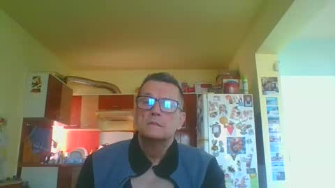 ulmeni7 online show from March 7, 2026, 7:38 am