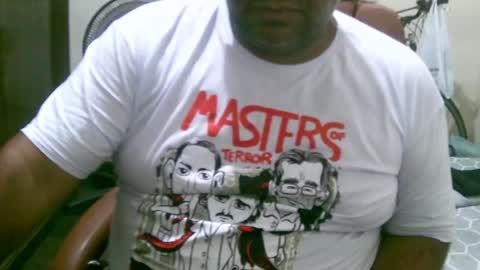 Snapshot of ulmo_br chatting on January 1, 2025, 5:01 am ulmo_br online show from January 1, 2025, 5:01 am