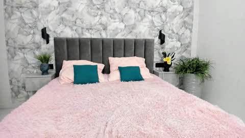 Melena online show from December 3, 2025, 12:40 am