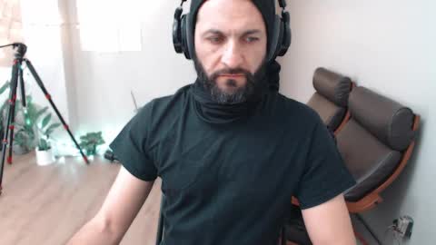 ultratoaster online show from January 6, 2025, 5:08 am