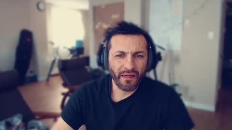 ultratoaster online show from February 6, 2025, 9:49 pm