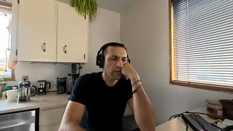 Snapshot of ultratoaster chatting on June 29, 2026, 4:51 pm ultratoaster online show from June 29, 2026, 4:51 pm