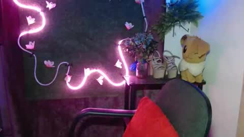 umi online show from January 13, 2026, 5:57 am