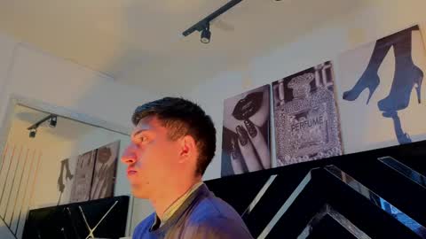 un_sluttyy online show from May 22, 2026, 11:49 am
