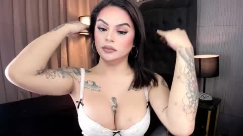 Lady tan online show from October 28, 2025, 7:38 pm