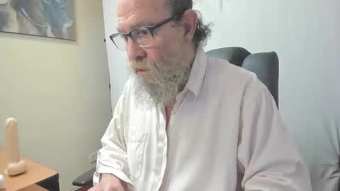 Uncle Hottie online show from February 28, 2026, 4:19 pm