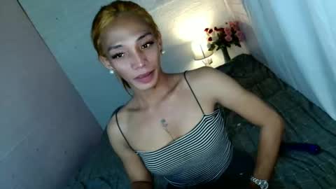 LOVELY JANE online show from May 2, 2026, 10:53 am