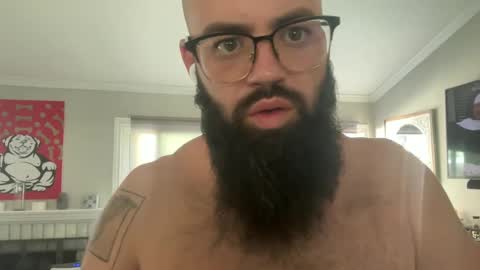 uncutbeard129840 online show from October 3, 2025, 11:24 pm