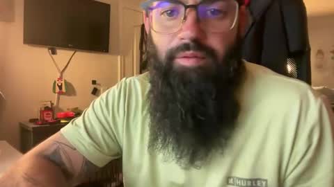 uncutbeard129840 online show from February 12, 2026, 2:06 am