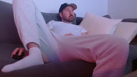 uncutslut69 online show from April 11, 2026, 3:22 am