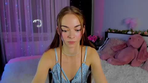 Under The Skin online show from December 1, 2024, 7:36 pm