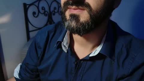 Giov online show from November 2, 2025, 7:05 pm