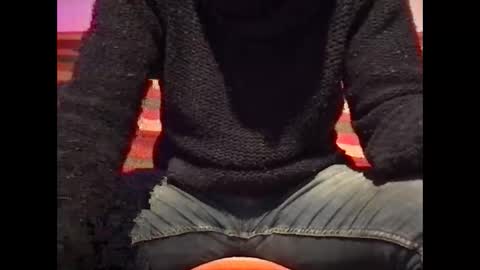 Snapshot of underscorex chatting on December 28, 2024, 1:18 am underscorex online show from December 28, 2024, 1:18 am