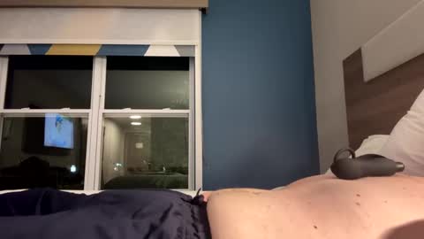 Snapshot of underyourcommandnew1 chatting on October 7, 2025, 2:09 am Underyourcomand online show from October 7, 2025, 2:09 am