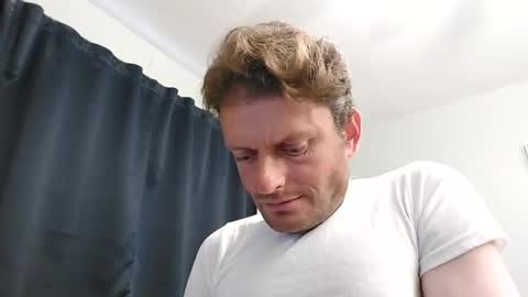 Snapshot of undress_me_ chatting on September 21, 2025, 5:58 pm undress me online show from September 21, 2025, 5:58 pm