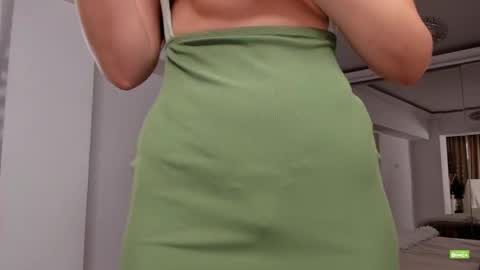 Silvia online show from April 2, 2026, 4:15 pm