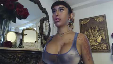 unhollysanyathompson online show from February 20, 2025, 11:20 am