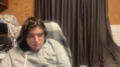 Anri online show from April 18, 2026, 9:59 pm