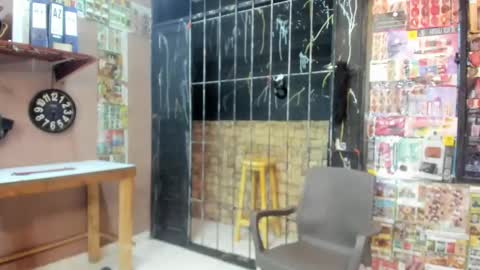 university online show from December 1, 2024, 10:10 pm