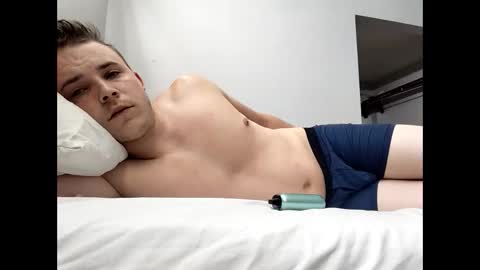 unknownpeopl online show from March 19, 2026, 4:27 am