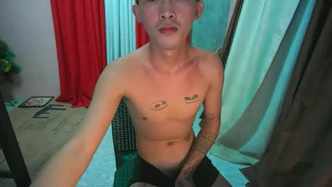 Snapshot of ur_boy_rexyn chatting on November 8, 2025, 1:44 pm ur_boy_rexyn online show from November 8, 2025, 1:44 pm