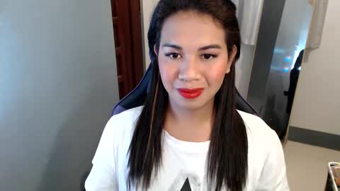 Vee online show from January 2, 2025, 8:28 am