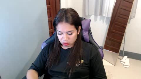 Vee online show from January 10, 2025, 5:26 am