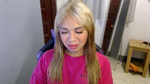 Vee online show from January 19, 2025, 7:04 am