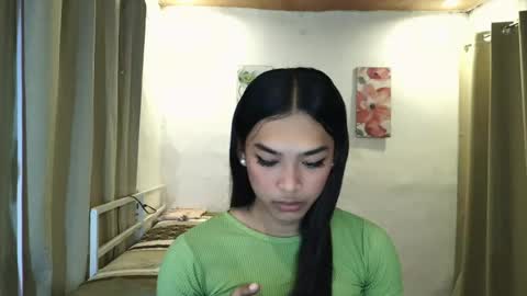 ur_dazzlingmorenaxx online show from July 22, 2026, 3:20 am