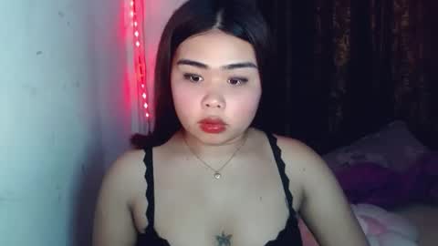 Snapshot of ur_dream_girl_vanessa chatting on November 8, 2025, 12:16 pm Vanessa online show from November 8, 2025, 12:16 pm