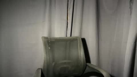 ur_fuckerbttm online show from October 6, 2025, 9:34 pm