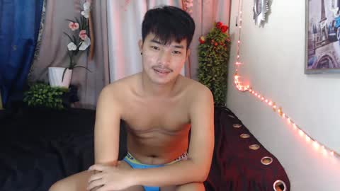 ur_hugechinito online show from February 16, 2025, 7:59 am
