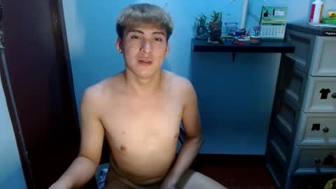 Snapshot of ur_jayqutee chatting on February 10, 2025, 4:04 pm Ur jayqutee online show from February 10, 2025, 4:04 pm