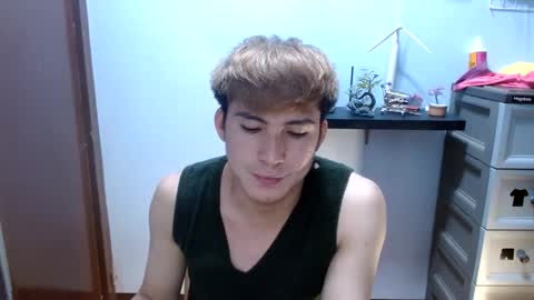 Snapshot of ur_jayqutee chatting on March 6, 2025, 2:40 pm Ur jayqutee online show from March 6, 2025, 2:40 pm