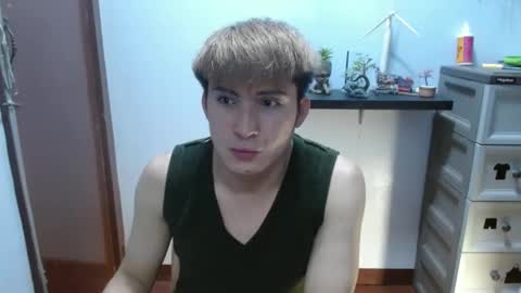 Snapshot of ur_jayqutee chatting on March 7, 2025, 8:23 am Ur jayqutee online show from March 7, 2025, 8:23 am