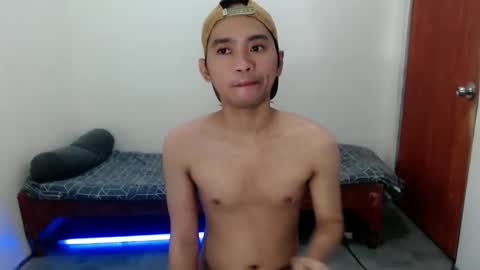 ur_joshuahotnotch online show from May 17, 2026, 12:30 am