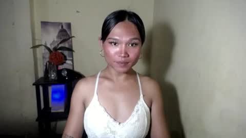 ur_miss_xoxo online show from July 17, 2026, 2:02 pm