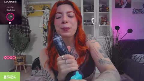 Olivia Kaufman online show from October 28, 2025, 8:40 am