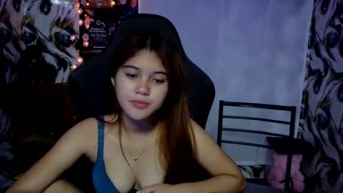 ur_prettyangel online show from July 3, 2026, 12:39 am