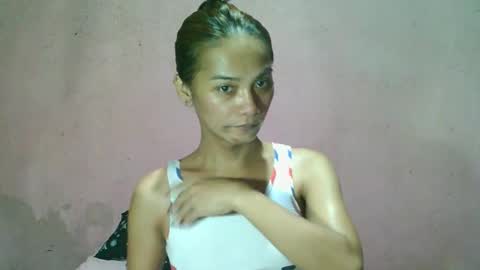 ur_sexybabe_ehra online show from May 18, 2026, 6:41 am