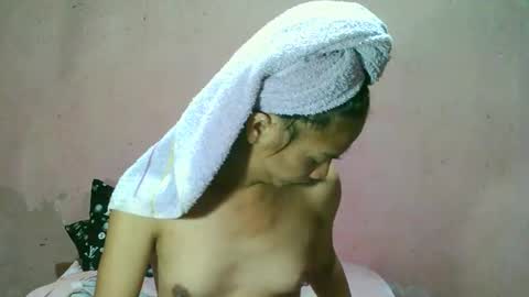 ur_sexybabe_ehra online show from May 27, 2026, 12:46 pm