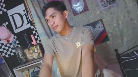 ur_shan21 online show from March 17, 2026, 1:43 am