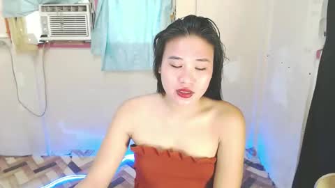 Snapshot of ur_ugly_princess chatting on April 16, 2026, 12:00 am chesca online show from April 16, 2026, 12:00 am