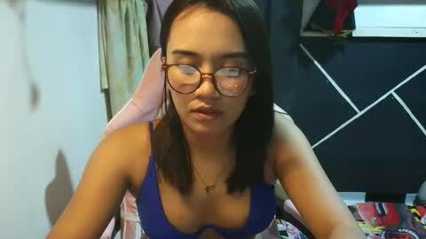 Snapshot of ur_wetwife chatting on October 25, 2025, 8:36 pm ur_wetwife online show from October 25, 2025, 8:36 pm