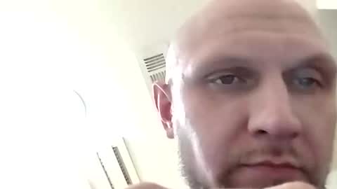 Snapshot of ur_zaddy4now chatting on January 10, 2026, 9:33 am ur_zaddy4now online show from January 10, 2026, 9:33 am