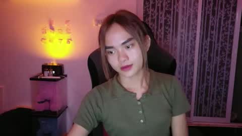 urasian_crisa online show from October 14, 2025, 7:09 am