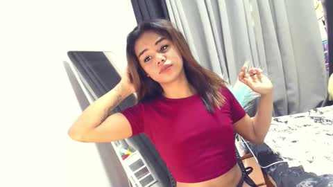 Snapshot of urasian_france69 chatting on September 27, 2025, 3:33 am FRANCINE cum with me in pvt or pwrd online show from September 27, 2025, 3:33 am