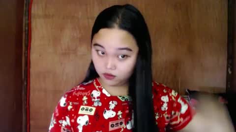 Snapshot of urasian_hotchix69 chatting on December 7, 2024, 3:58 am Lycah online show from December 7, 2024, 3:58 am